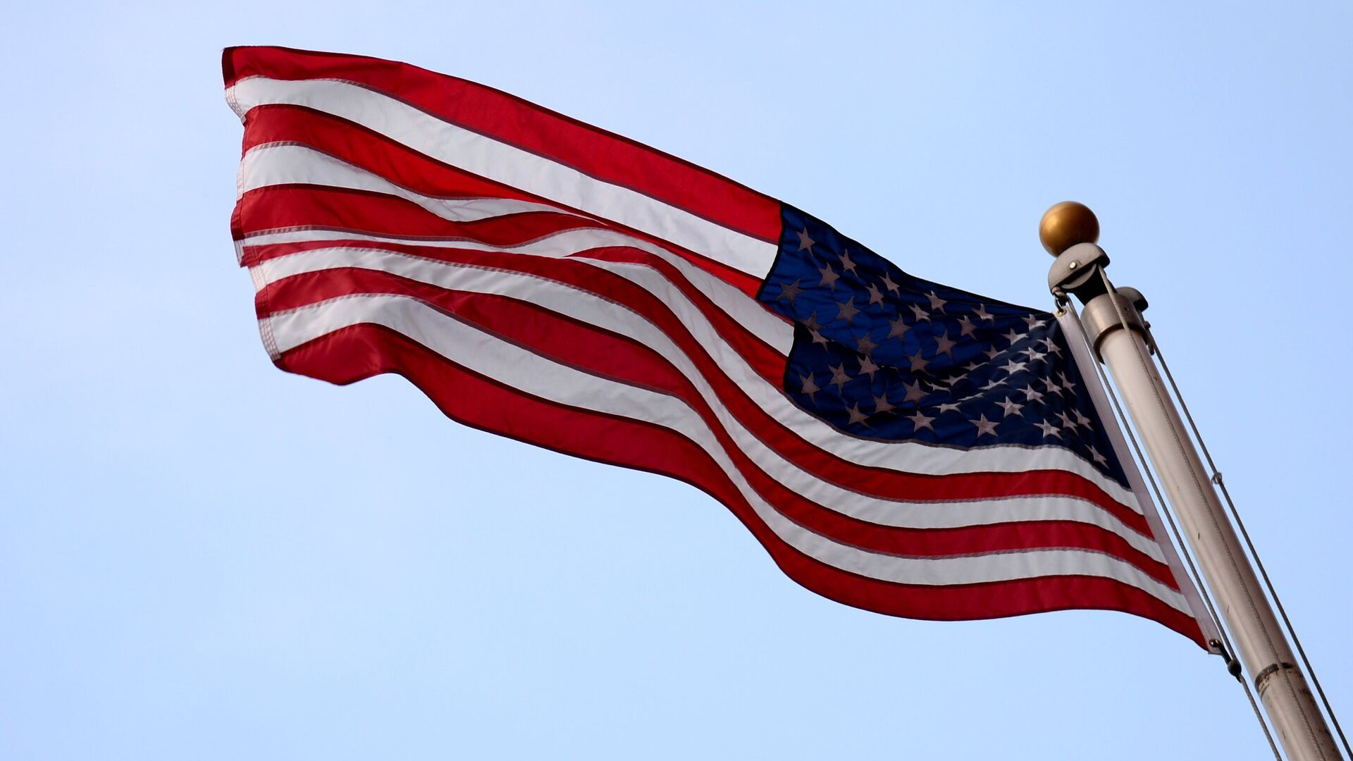США расширили импортные пошлины на товары из стали и алюминия